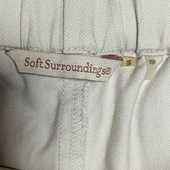 SOFT SURROUNDINGS CROPPED PULL ON PANTS. SIZE XSP. OFF-WHITE. - Picture 6 of 7